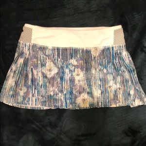 striped lulu skirt with safety shorts